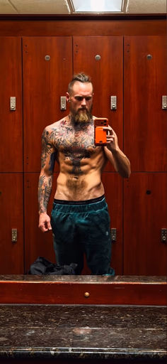 Andy Savage (@andregotbars) OnlyFans