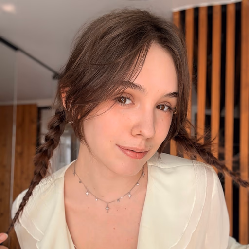 Eva (@averymayy) OnlyFans