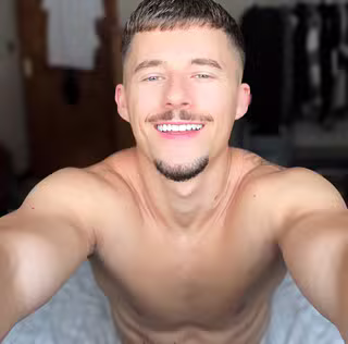 Chris (@gymladchris69) OnlyFans