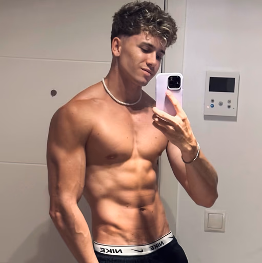 Maksim (@its.maksim) OnlyFans