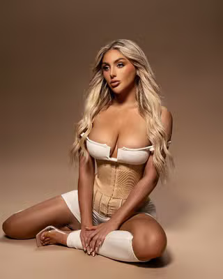 Kayley Gunner (@kayleygunnervip) OnlyFans