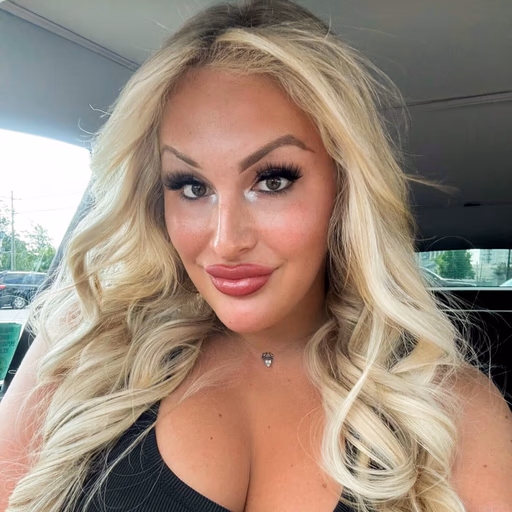 Lexi (@lexibunni) OnlyFans