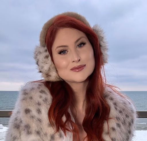 Evie Love (@lovelyeviexoxo) OnlyFans