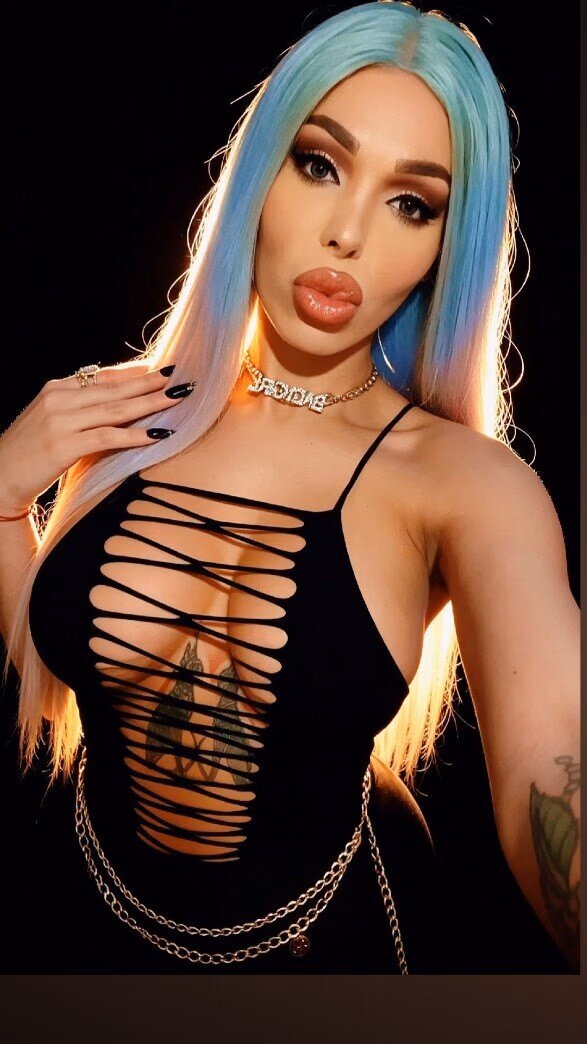 Paulina (@paulinacatxxx) OnlyFans