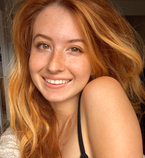 Strawberry Kisses (@strawberrykisses99) OnlyFans