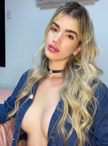 Valentina (@valentinasz) OnlyFans: previous avatar
